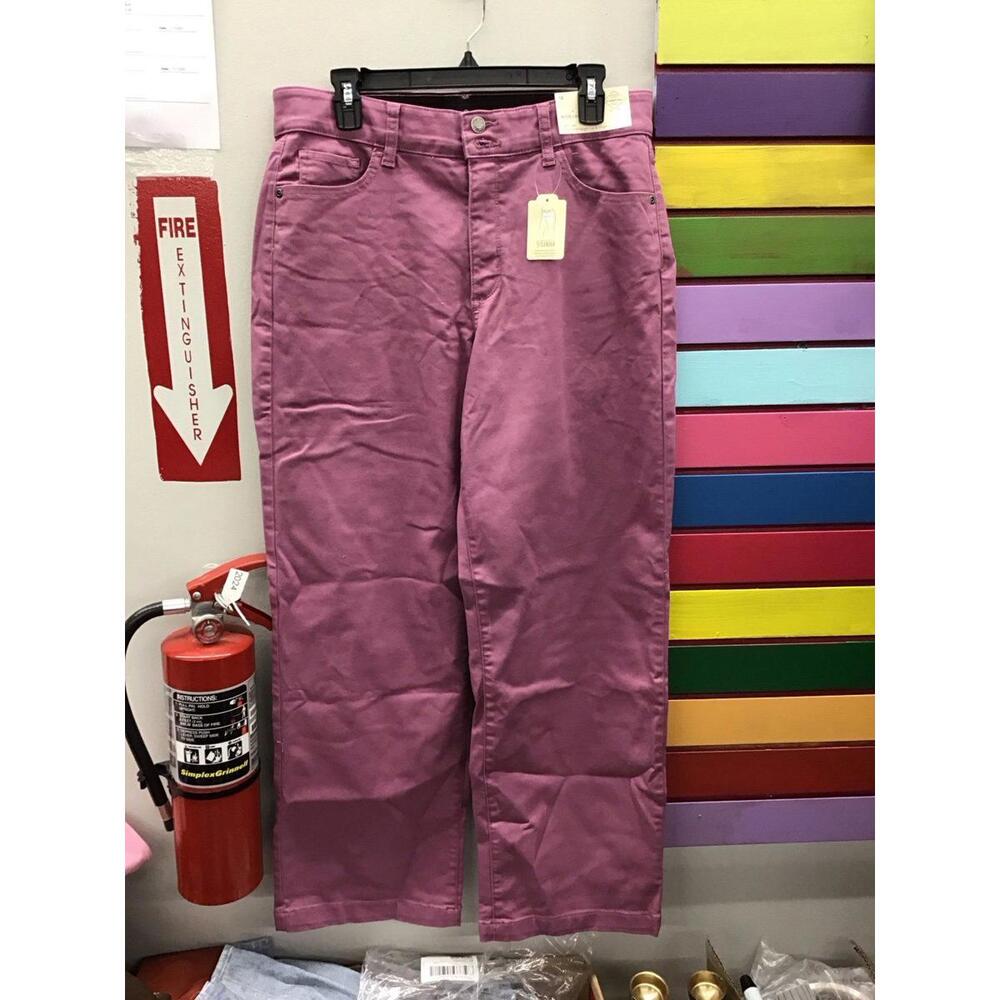 St. John’s bay wide leg jeans Bordeaux rose size 12 new from JCPenney